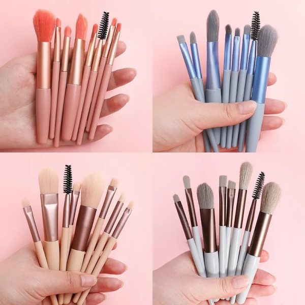 8-Piece Portable Makeup Brush Set | Soft, Travel-Friendly Brushes in Random Colors!