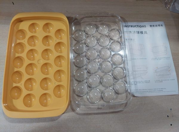 Silicone Ice Ball Tray: Perfect Ice Spheres for Cool Drinks – Random Color!